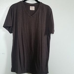 Ex's V-neck